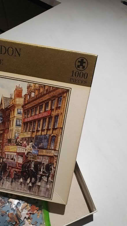 Photo of free London Puzzle 1000 piece (Fenlake MK42) #2