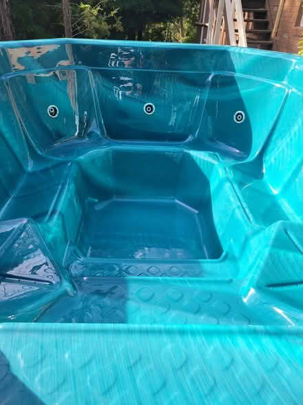Photo of free 8 Seater Spa (Montrose) #4