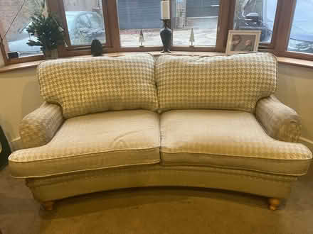Photo of free 2 1/2 seat sofa (Bridgnorth WV15) #1