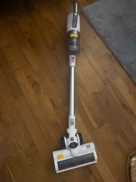 Photo of free Upstanding vacuum (West Ealing) #1