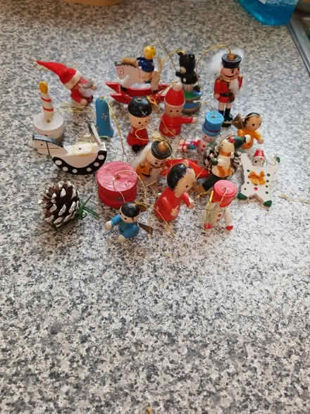 Photo of free Christmas tree decorations (Isleworth TW7) #1