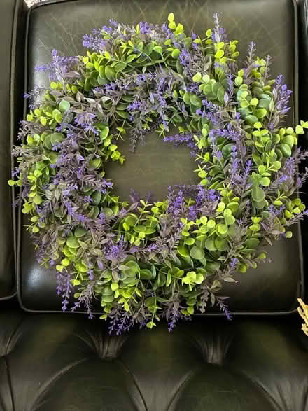 Photo of free Wreath (Poplar E14) #2