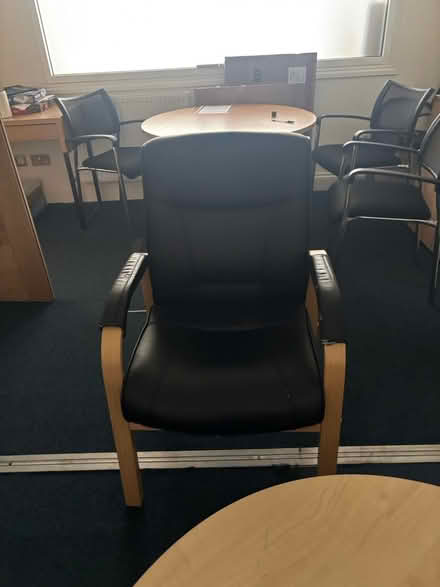 Photo of free Chair 6x (EN2 0JA) #4