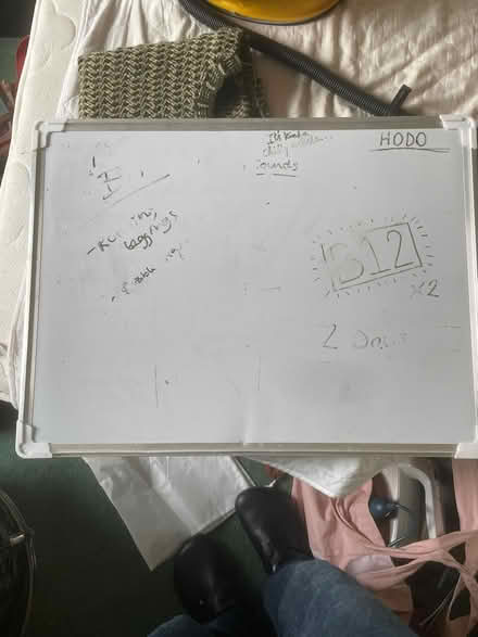 Photo of free White board (Hackney) #1