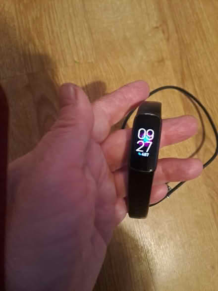 Photo of free Fitbit luxe (Cambridge CB4) #1