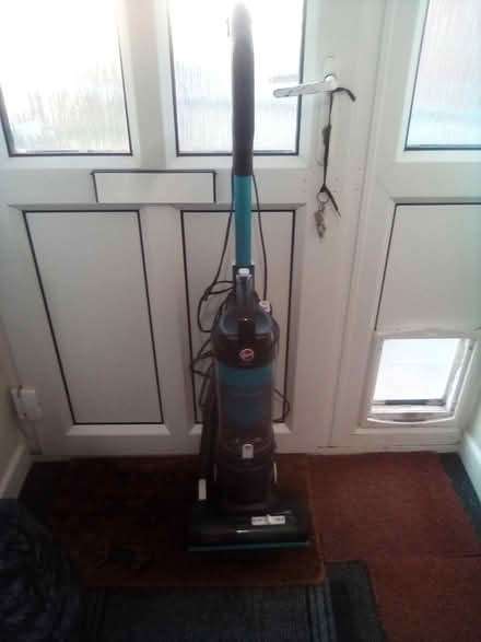Photo of free hoover vacuum cleaner (Knutsford wa16) #1