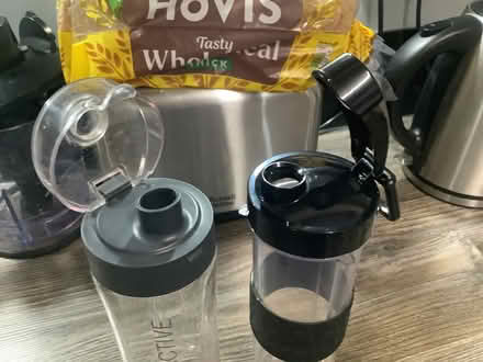 Photo of free Large plastic smoothie drink holders (Leighton Buzzard LU7) #4