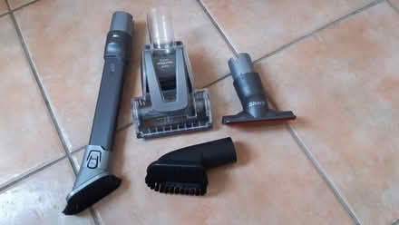 Photo of free Shark Lift-Away Vacuum Cleaner (Burn Naze FY5) #3