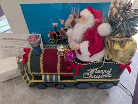 Photo of free Fibre Optic Santa on a Train (Old Town TN40) #4