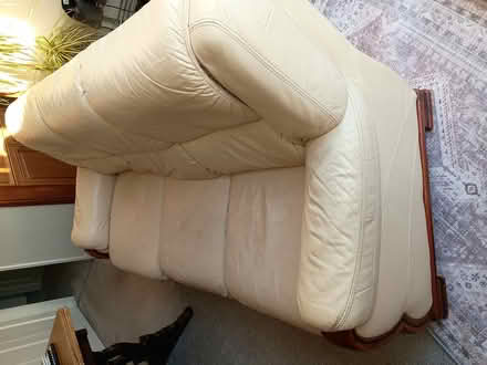 Photo of free Cream Leather 3-Seater Sofa – Good Condition (Galgate LA2) #2