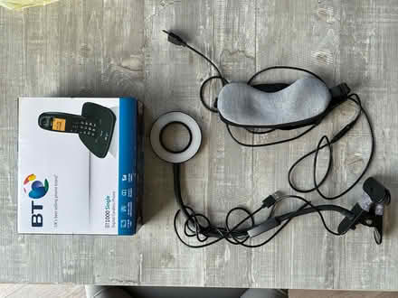 Photo of free Ring light, sleep mask and BT landline (Poplar E14) #1