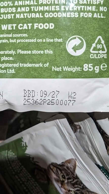 Photo of free 22 poaches of cat food (Corstorphine EH12) #3