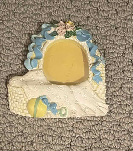 Photo of free Small picture frame (Alta vista / riverside) #1