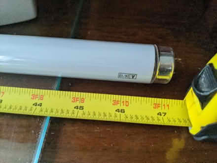 Photo of free Aqueon 32W Daylight Bulb (East Village) #2