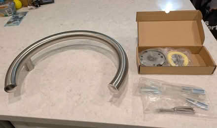 Photo of free tub/shower grab bar (Hazeldean/Castlefrank area) #2