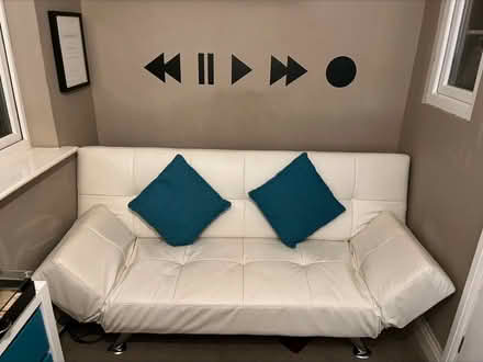Photo of free White sofa bed (Croydon CR0) #2