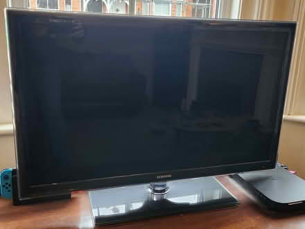 Photo of free 37" LCD Samsung TV (Tunbridge Wells N. TN4) #1