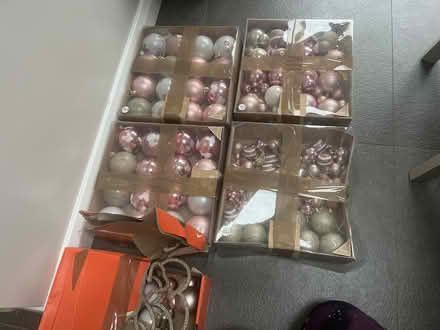 Photo of free Pink Disney themed Christmas tree decorations (BT8) #2