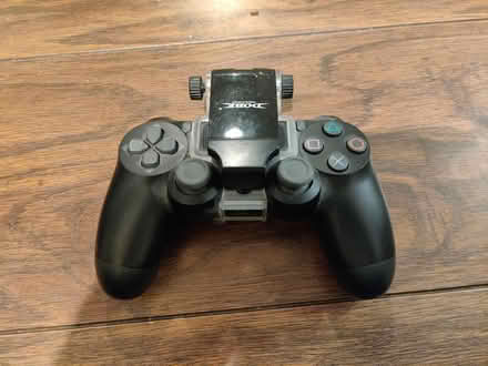 Photo of free Sony PlayStation 2 controller (Splott, CF24) #1