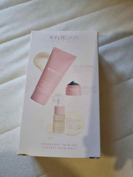 Photo of free Kylie Skin set (GU1) #1