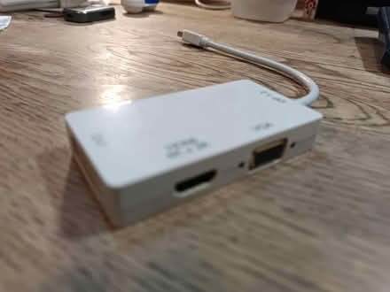 Photo of free USB C to Video (Sheffield S8 0zh) #3