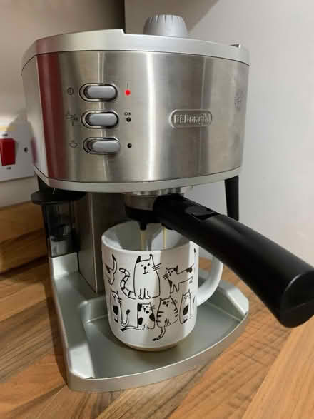 Photo of free DeLonghi espresso coffee machine (Odd down) #3