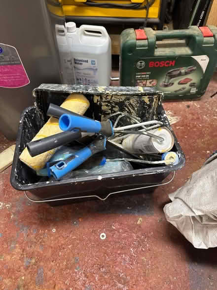 Photo of free Paint rollers and paint tray (HP1) #1