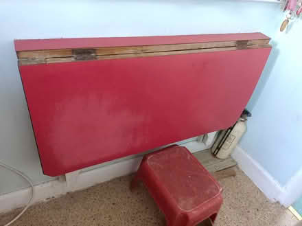 Photo of free Table top (Kingsteignton TQ12) #2