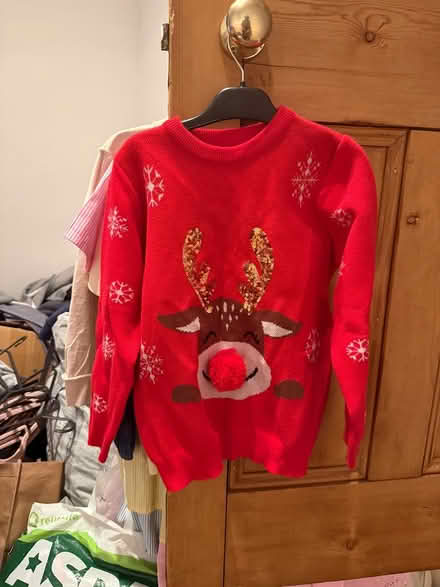Photo of free Family Christmas jumper (De55 2bq) #1