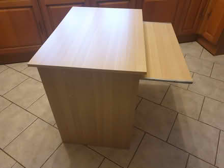 Photo of free Light wood desk (The Rock TF3) #3