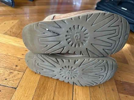 Photo of free Ugg boots size 7 (Forest Hills, Queens) #3