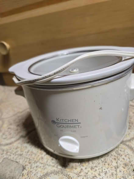 Photo of free Tiny warming pot (Woodridge) #1