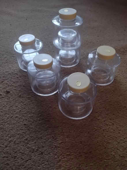 Photo of free Stackable plastic pots (North Tonbridge TN9) #1