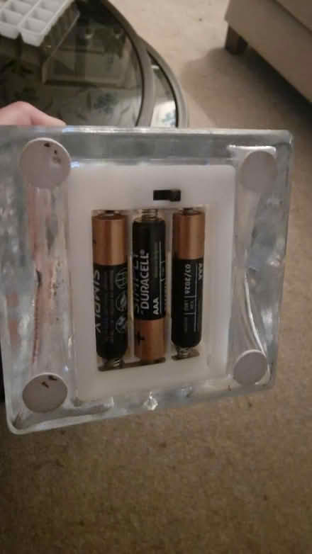 Photo of free Decanter light (Kirk Hallam DE7) #2