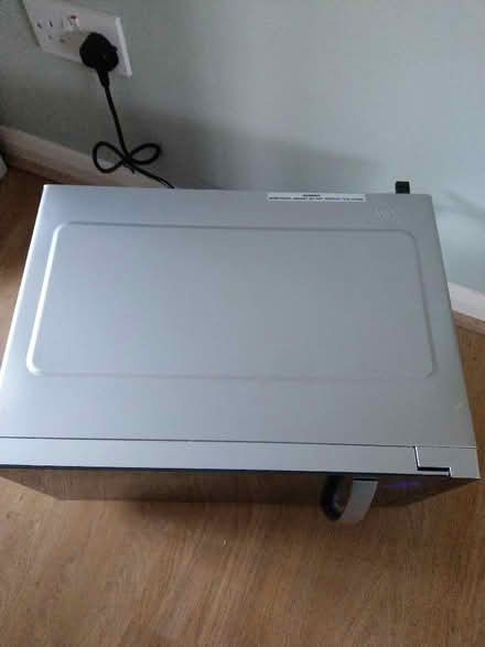 Photo of free Microwave Oven 800W (Rode Manor BA11) #4