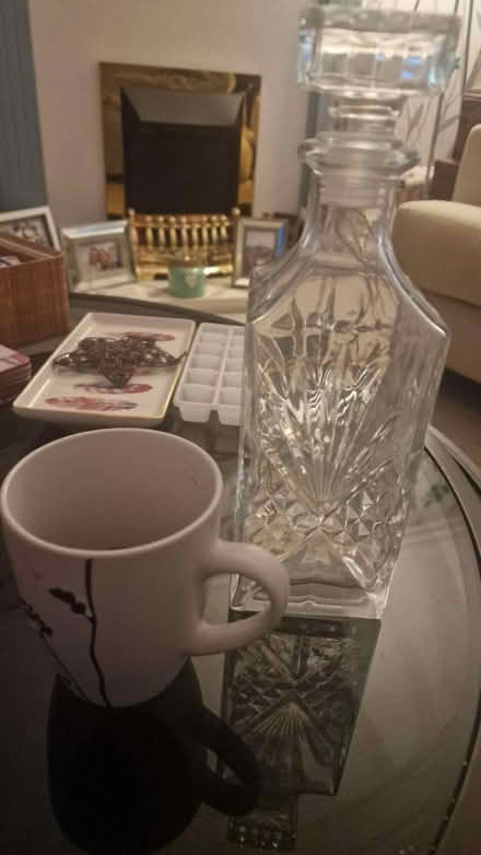 Photo of free Decanter light (Kirk Hallam DE7) #3