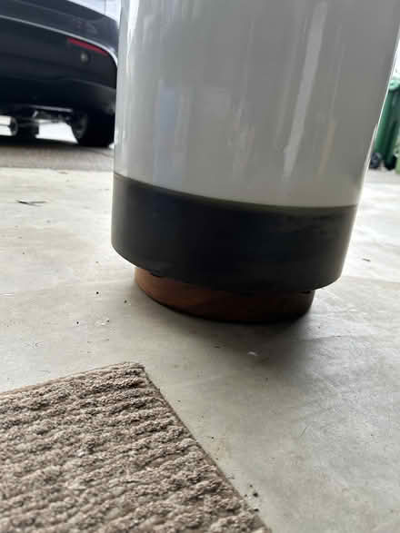 Photo of free NIce heavy planter (Newbeg) #3