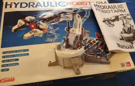 Photo of free Kids Hydraulic Robot Arm Kit (Goldsworth Park GU21) #1