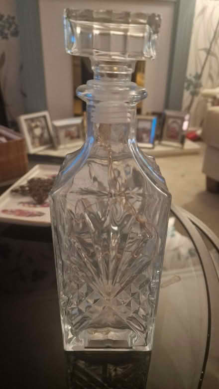 Photo of free Decanter light (Kirk Hallam DE7) #1