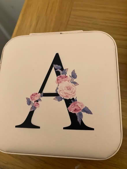 Photo of free Mini jewelry boxes (Kempston) #4
