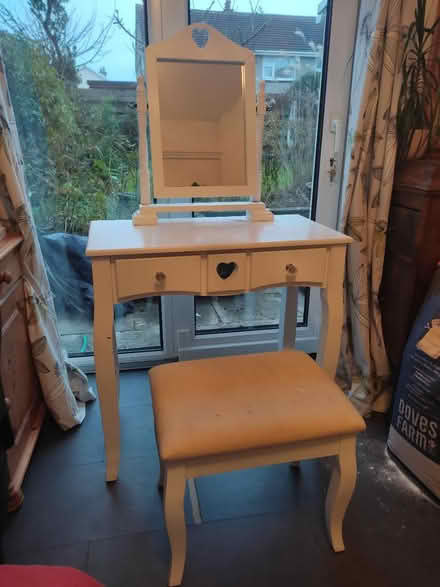 Photo of free Child's vanity table and stool (Threemilestone) #1