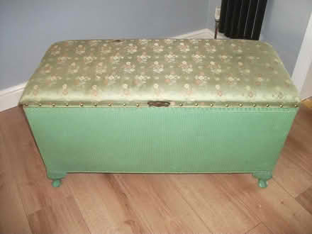 Photo of free Lloyd Loom Ottoman (Crewe) #1