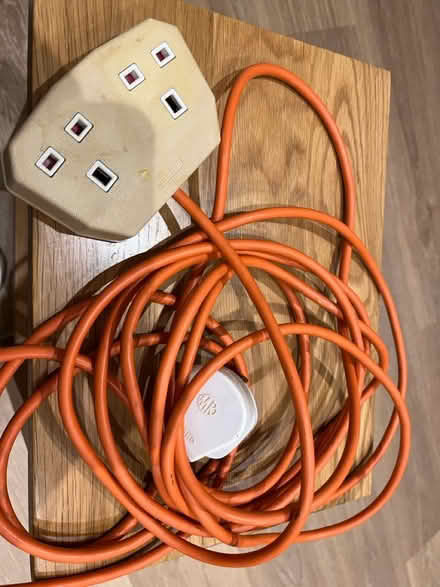 Photo of free 2socket extension lead (Beckenham BR3) #1