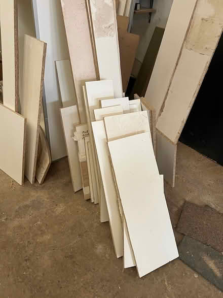 Photo of free White melamine faced wood offcuts (Sutton Coldfield B73) #1