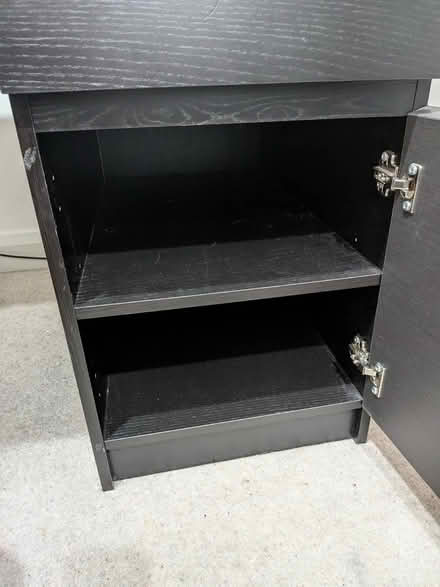 Photo of free Desk with built in drawers (Manchester M23) #4