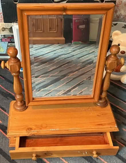 Photo of free Pine dressing table mirror (BN27) #2