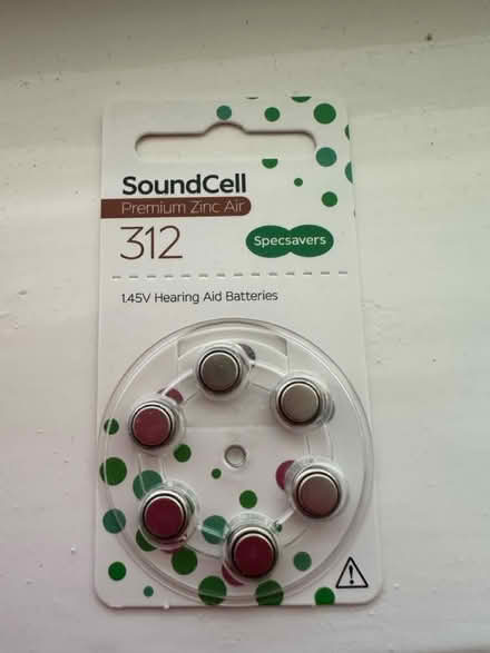 Photo of free hearing aid batteries (Dunbar EH42) #1