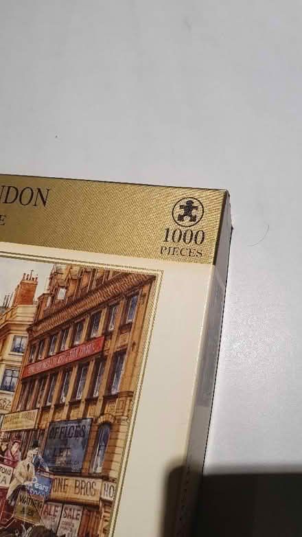 Photo of free London Puzzle 1000 piece (Fenlake MK42) #3