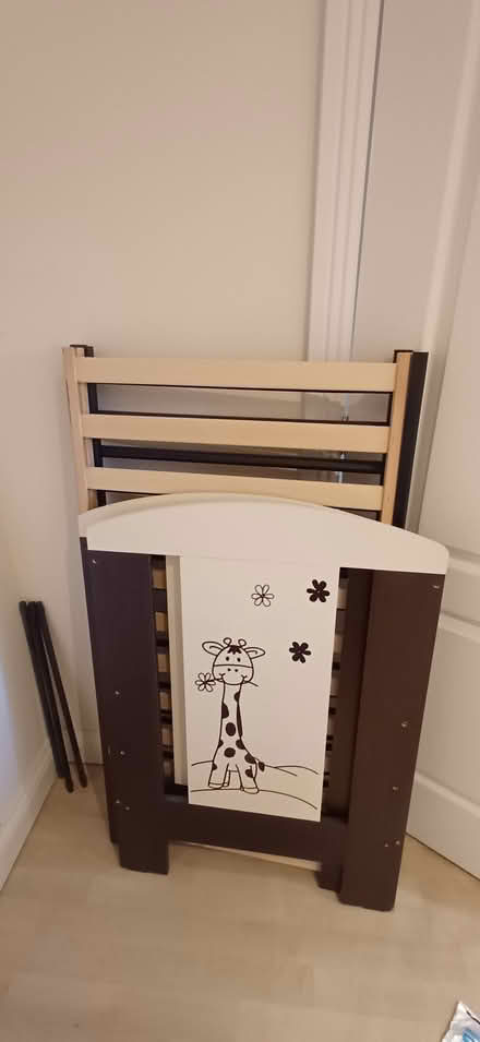 Photo of free Baby cot/toddler bed (DH1) #1