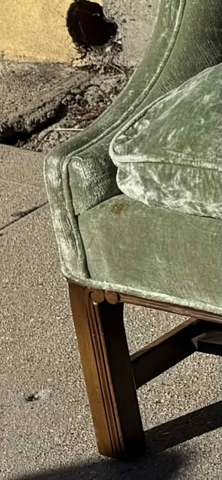 Photo of free Couch (Highland Park/Eagle Rock area) #4